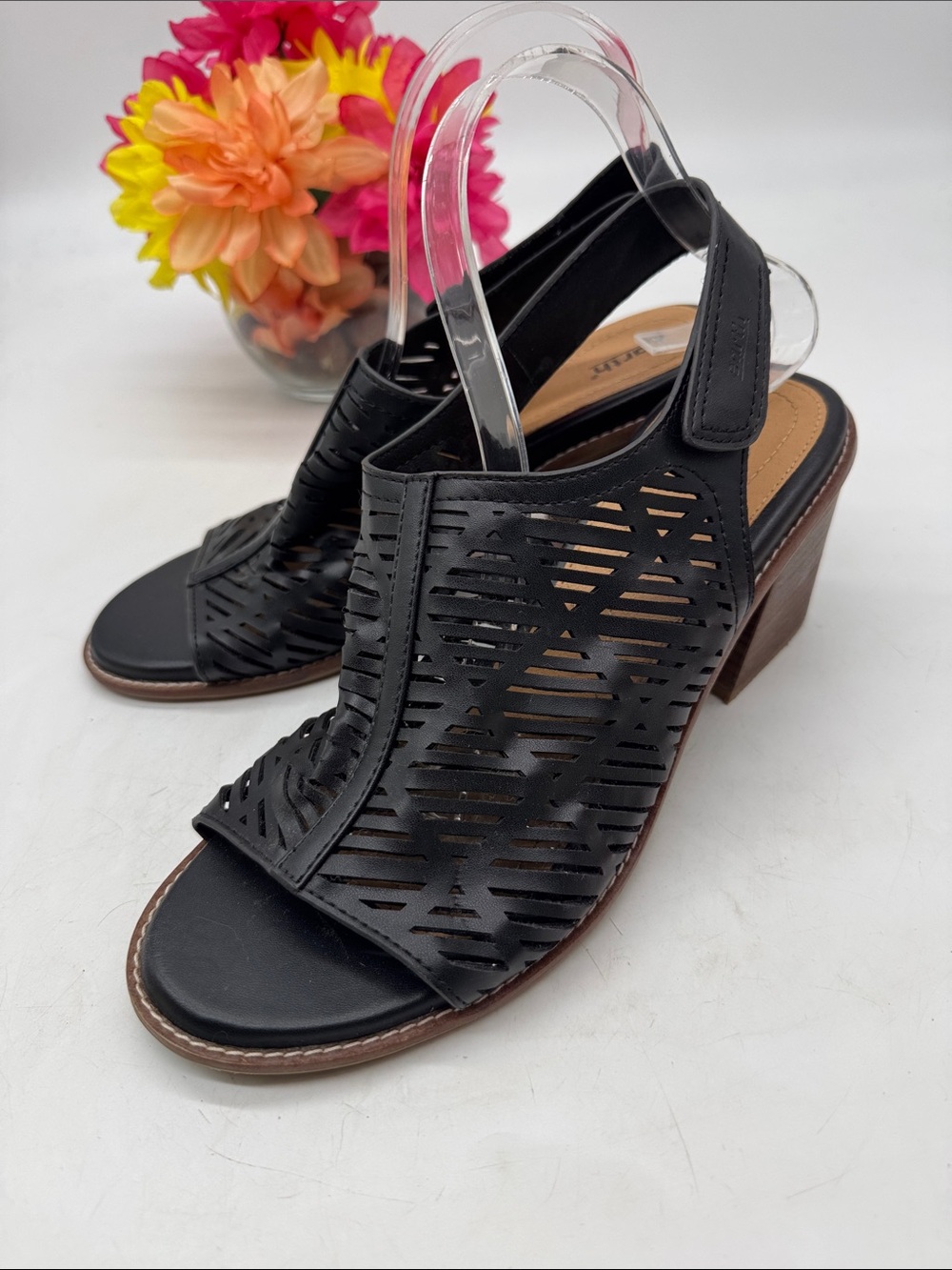 earth Women's Black Cutout Slingback Sandals - Comfortable Heeled Peep Toe 10
